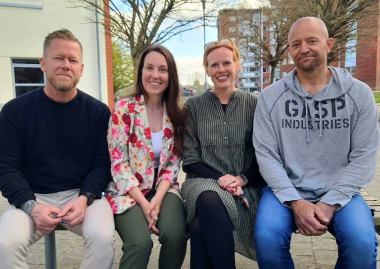 Från vänster: Rickard Andersson, Kim Rosberg, Eva Lindgren och Kenneth Mattsson har det senaste läsåret arbetat med att stärka pedagogers språkutvecklande kompetens. 